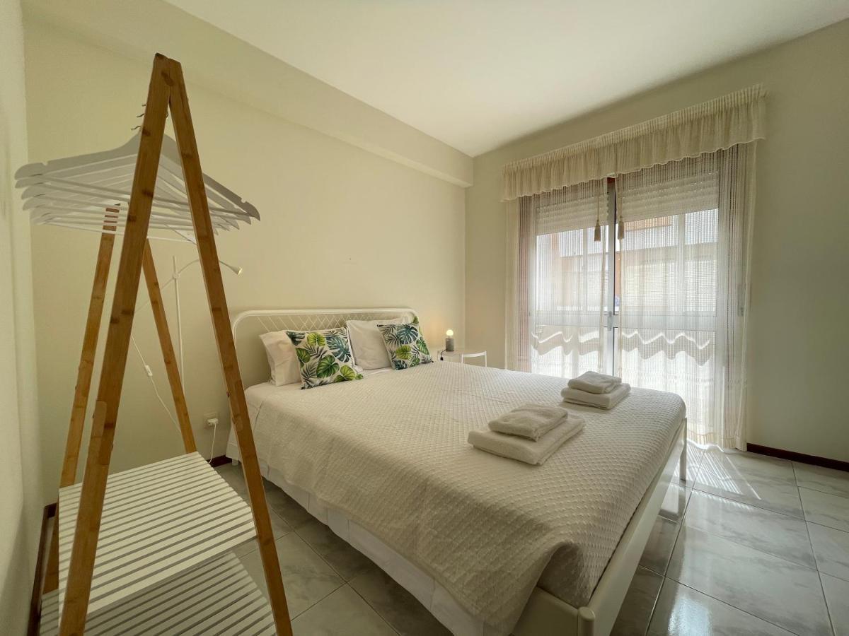 דירות פארו Apartamento 2Q No Centro מראה חיצוני תמונה